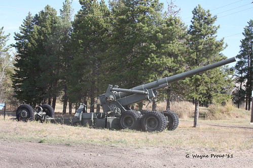 canada manitoba artillery m2 shilo longtom fieldartillery canadianforcesbaseshilo 115mmgunlongtom towedfieldartillery