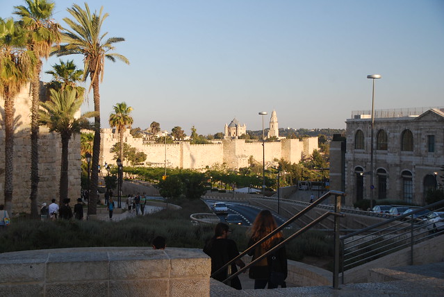 Jerusalen. La Torre de David  y la Explanada de las Mezquitas - A la búsqueda de la piedra antigua. (1)