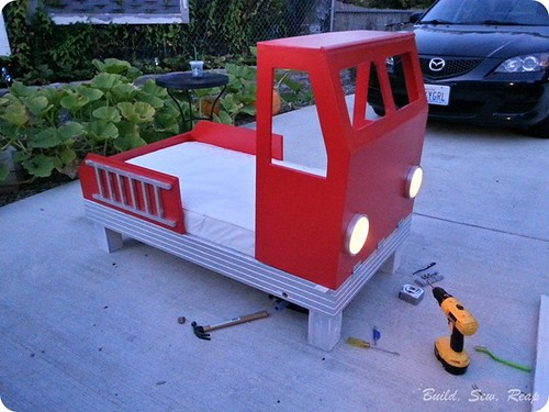 Fire Truck Toddler Bed by Julie at Build, Sew, Reap