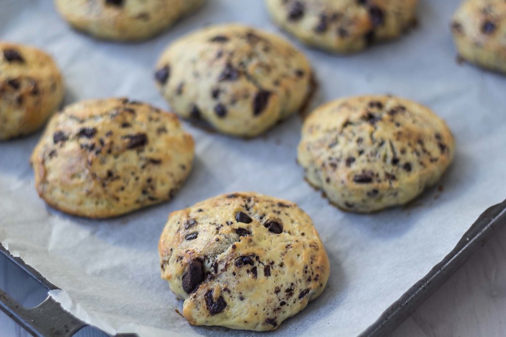 Recipe for homemade Scones with Chocolate Pieces