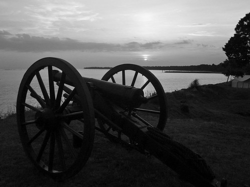 park blackandwhite bw state maryland civilwar cannon artillery pointlookout