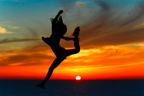 sunset telaviv jumping flare orangesky