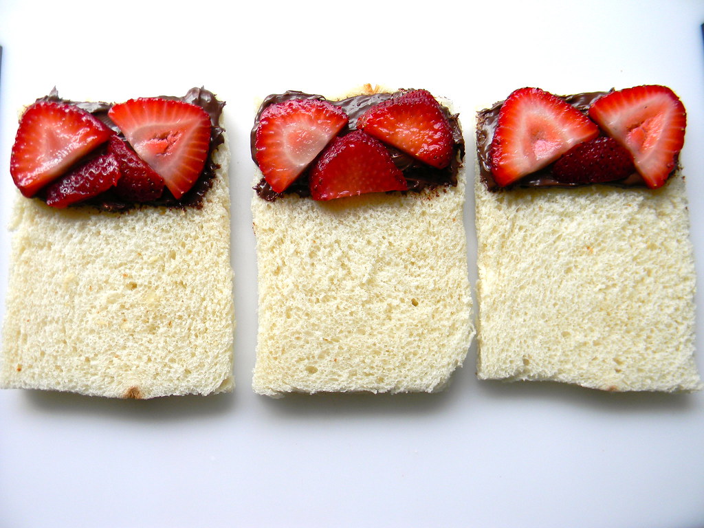 Nutella and Strawberries on Bread