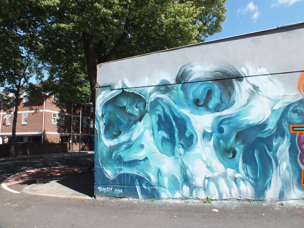 Elm Street street art and graffiti, Cardiff