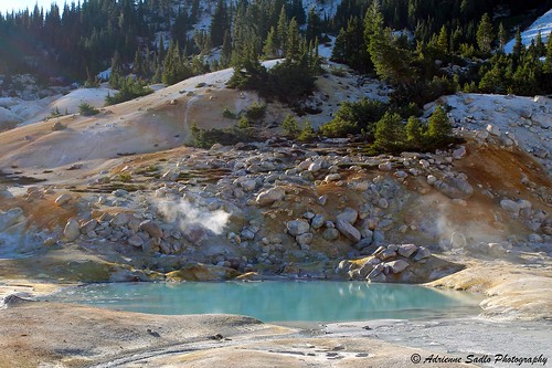 california pool turquoise hotspring geothermal lassenvolcanic lassenvolcanicnationalpark sulfer bumpasshell westpyritepool