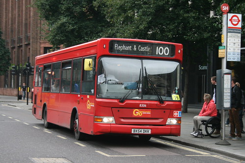 London General 8306 on Route 100, St Paul's
