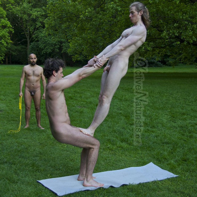 acro-yoga 0031 Tiergarten, Berlin, Germany