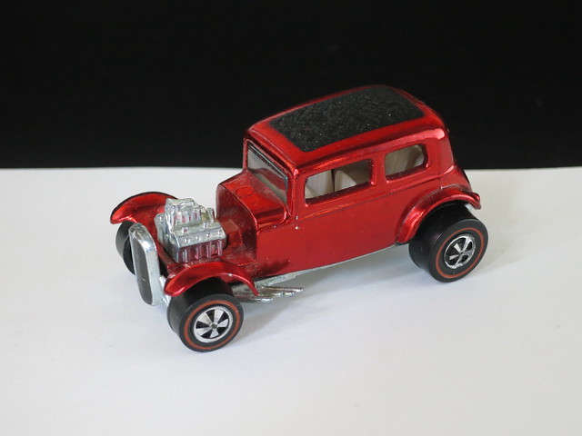 Hot Wheels Redline Red Classic 32 Ford Vicky Textured Roof