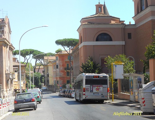 ROMA: autobus al Capolinea 673 Garbatella via Rho ex tram 5/11