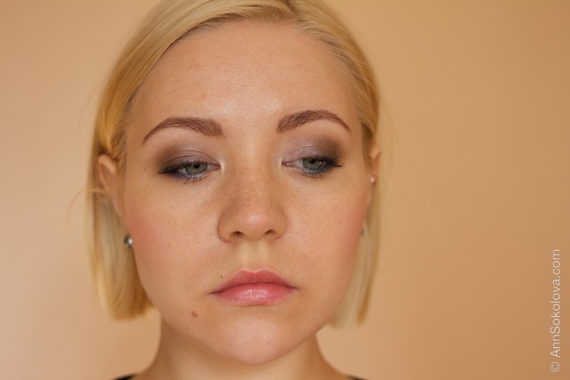 13 Avon True Colour Eyeshadow   Aquamarine Mystery makeup