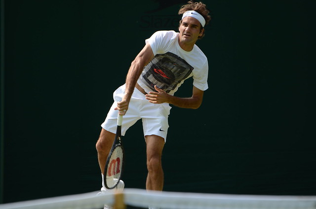 Federer serve