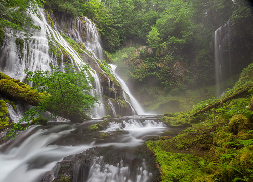 mist oregon landscape waterfalls columbiarivergorge panthercreekfalls