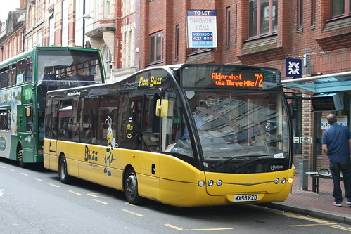 Fleet Buzz - Stagecoach 25247 on Route 72, Reading Station