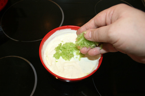 47 - Gurkenraspeln addieren / Add grated cucumber
