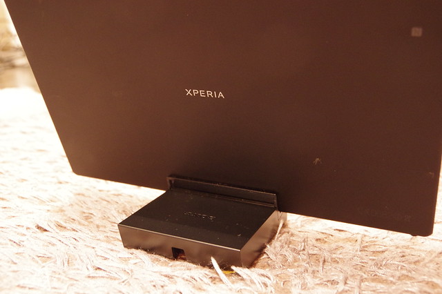 Xperia Z2 Tablet SOT21_060