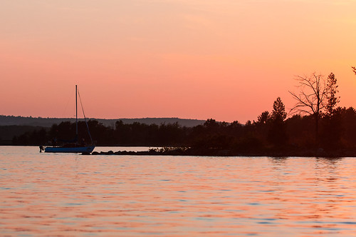 cruise pink sunset sky nature water river outdoors boat ottawa lifestyle sail digitalphotography nikkor70200mm nikond300