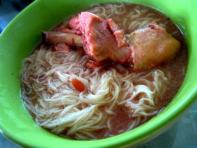 Mee sua in ang chiew ginger chicken soup 1