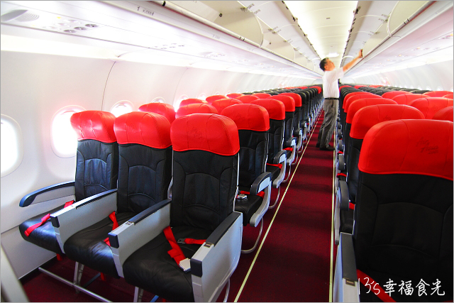 【亞洲航空】馬來西亞旅遊AirAsia初體驗～搭乘AirAsia心得分享《13遊記》
