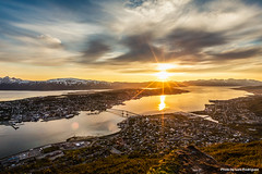 Día perpetuo en Fjellheisen, Tromsø, Noruega