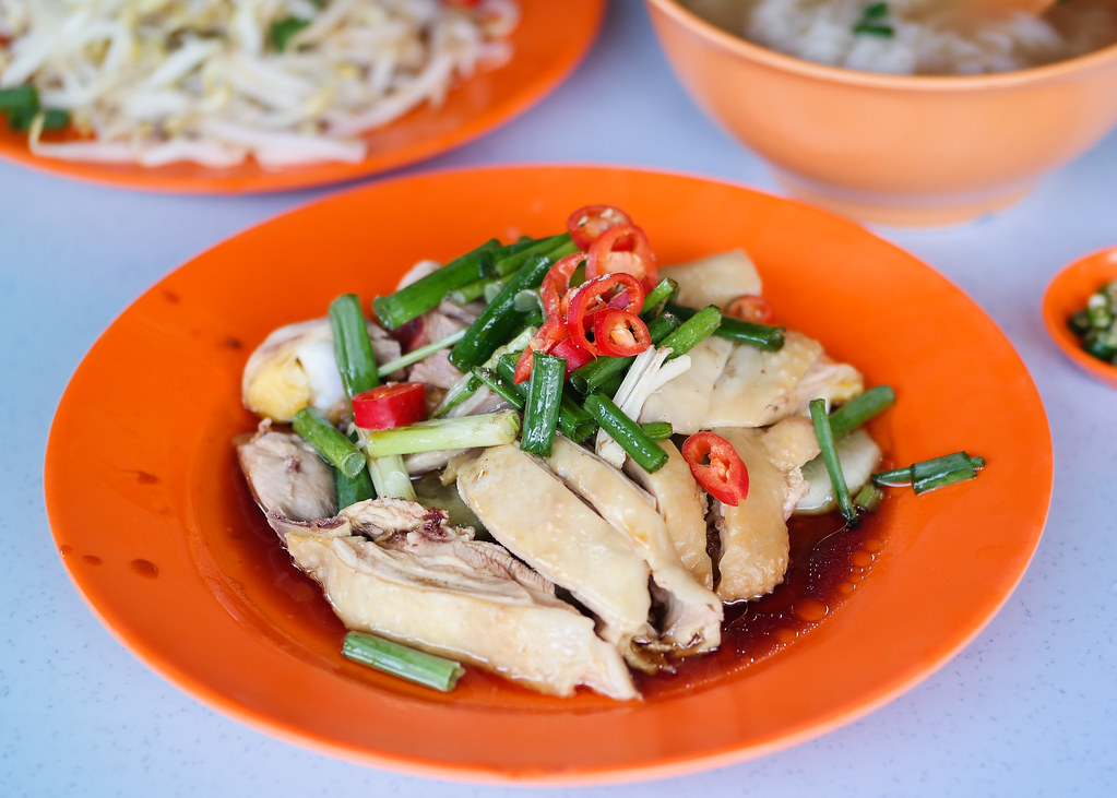 Ipoh Food Guide: Lou Wong Bean Sprout Chicken in a plate