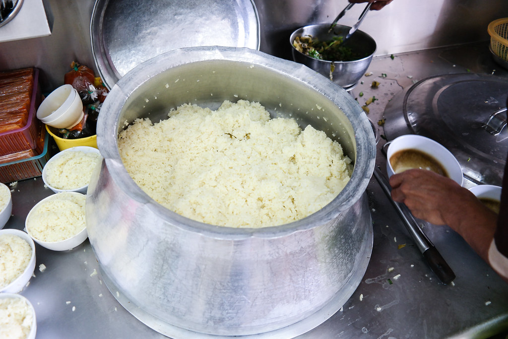 Ipoh Food Guide: Restoran Ayam Nasi Pak Kong's Rice