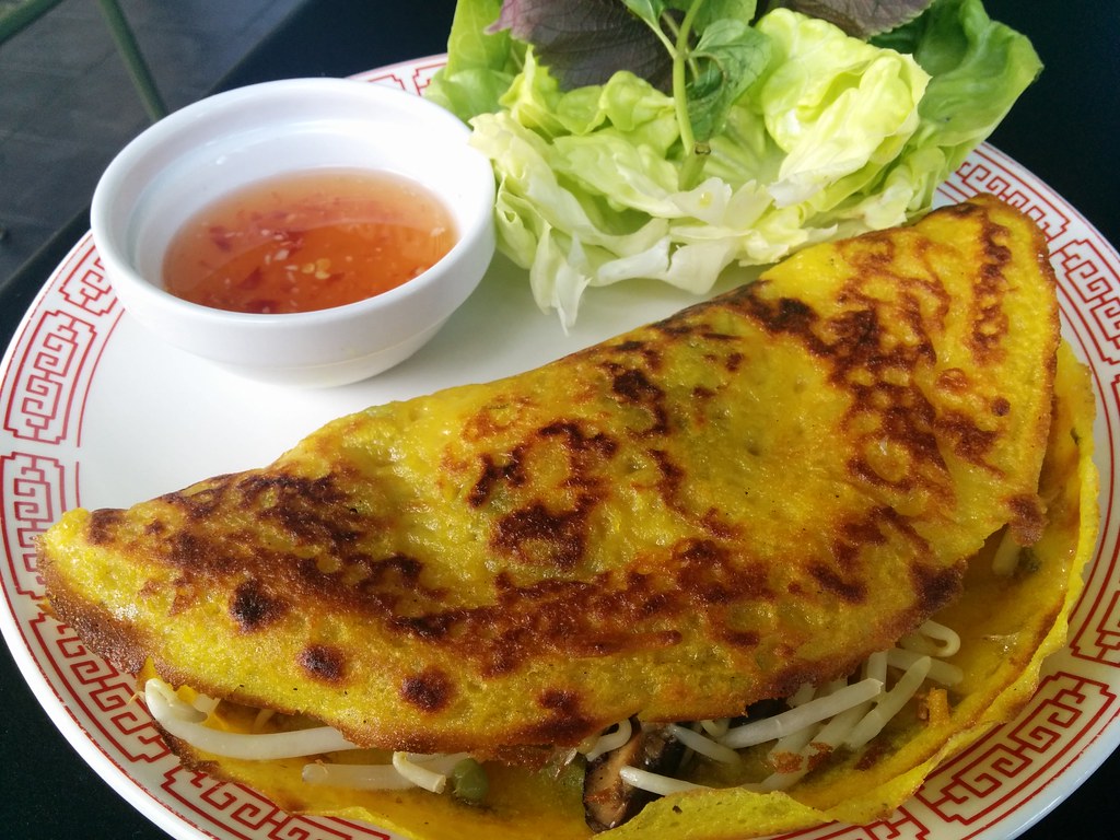 Vietnamese Banh Xeo
