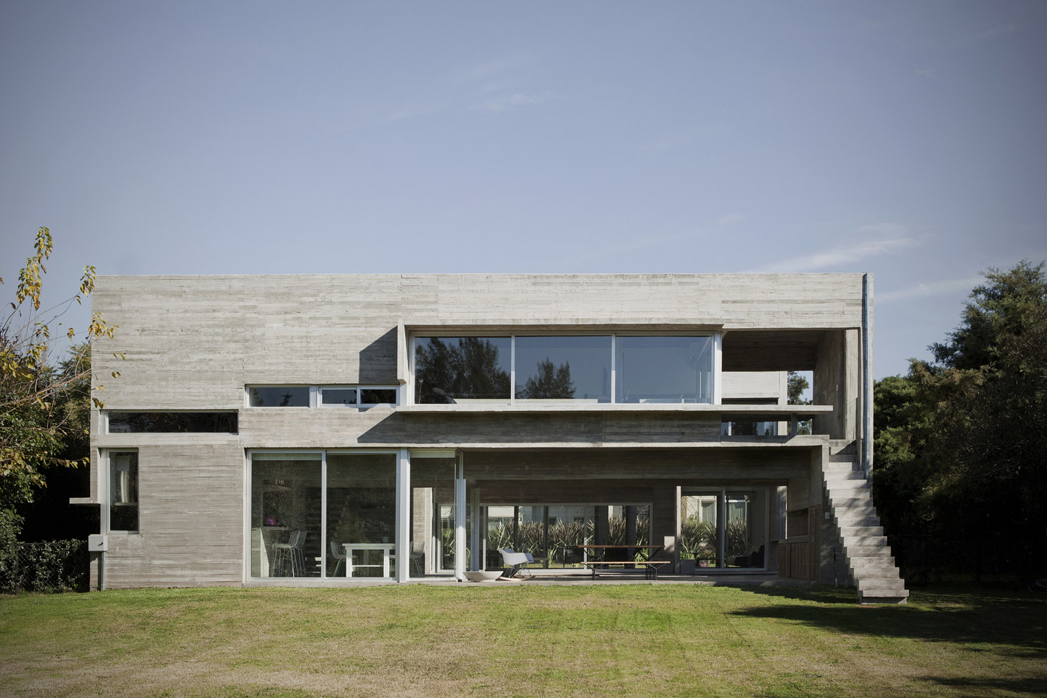 mm_Torcuato House design by BAK arquitectos_02