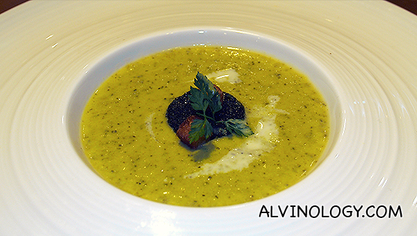 The Green Knight - a light zucchini soup topped with crispy seaweed, croutons and a drizzling of cream (S$8)