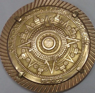 Medalla calendario azteca engarzada 14411313680_39e8f42bcb_n