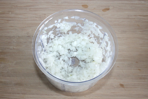 14 - Zwiebel würfeln / Dice onion