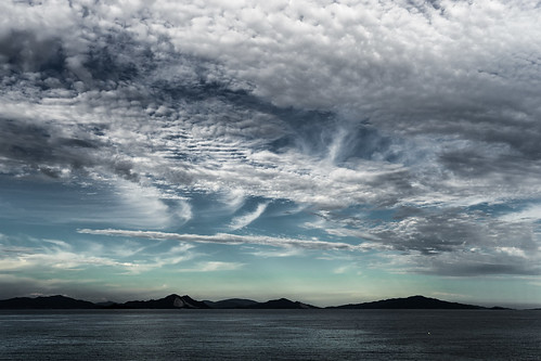 blue sea beach japan clouds zeiss sunrise cloudy sony yamaguchi f4 a7 iwakuni vario tessar 2470 variotessar