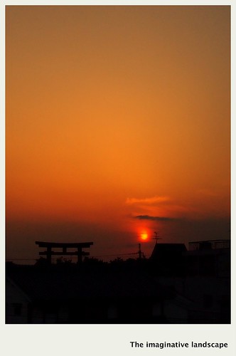 sunset japan nara torii 大和 大神神社 olympuspenep3 ealabo 磯城 theimaginativelandscape fuwaryôsuke