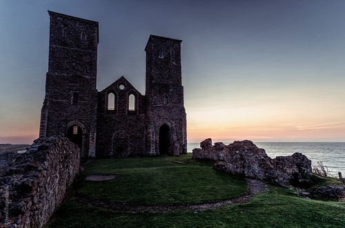 sunset summer abbey canon evening kent seaside ruins towers coastal 6d reculver 2035mm
