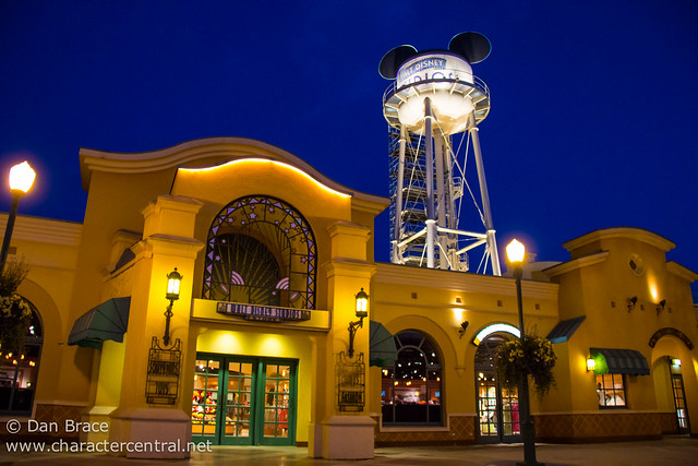 Walt Disney Studios by night