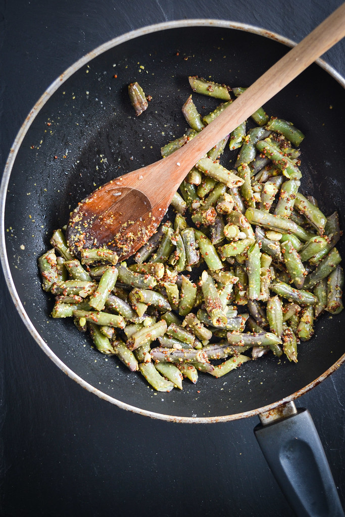 Simple Mustardy Green Beans | Things I Made Today