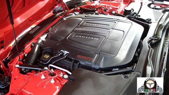 Jaguar F-Type V8 S Roadster