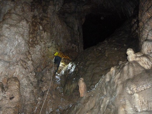 Cueva Coventosa (Alto Asón, Cantabria)