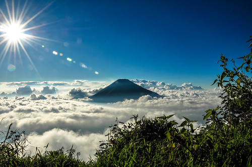 sunset sky mountain indonesia awan eastjava wonosobo tropis mtsumbing mtsindoro