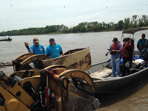 St. Joseph Missouri River Clean-up 5-17-14