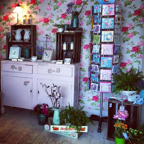 The prettiest non-generic greeting card display I've seen in a long time. Oh and that dresser. *swoon* @bloomsdayflowers