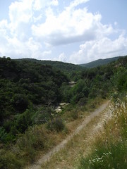 Waterfall path - Photo of Lanet