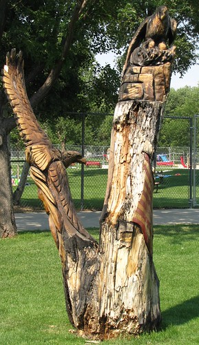 park statue wooden colorado treetrunk craig carvings smalltown