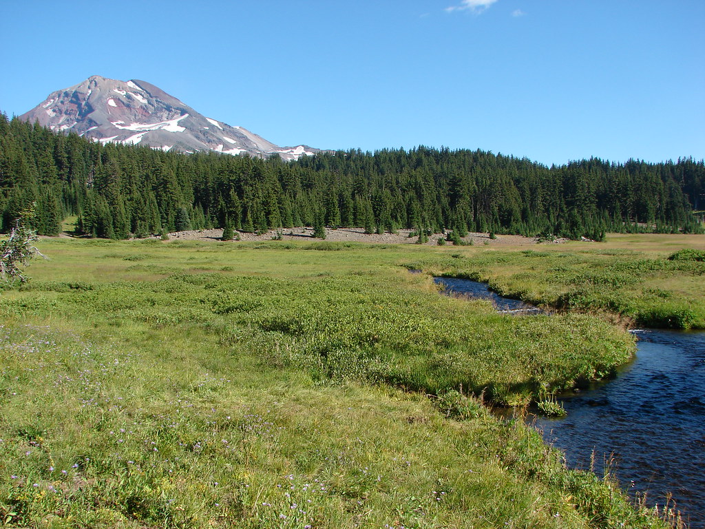 Linton Falls from Linton Lake – wanderingyuncks