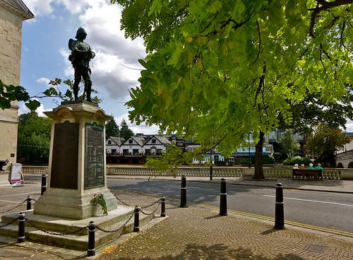 england history bedford memorial bedfordshire historic historical warmemorial embankment boerwar riverouse mickyflick