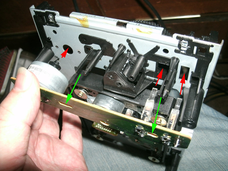 Cambridge 640C tray motor PCB mounting