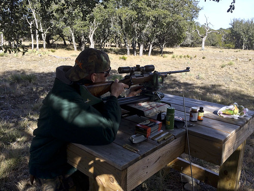 usa gun texas shooting targetpractice kerrcounty yoranch