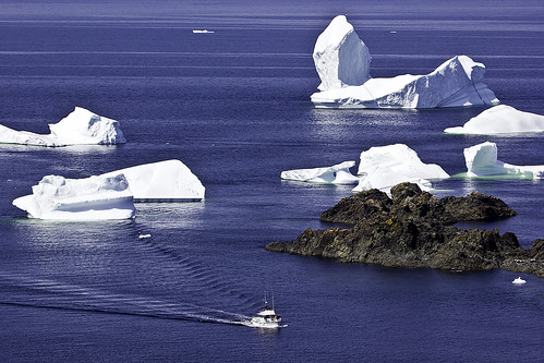 ocean blue sea white canada water newfoundland lens zoom atlantic icebergs twllingate