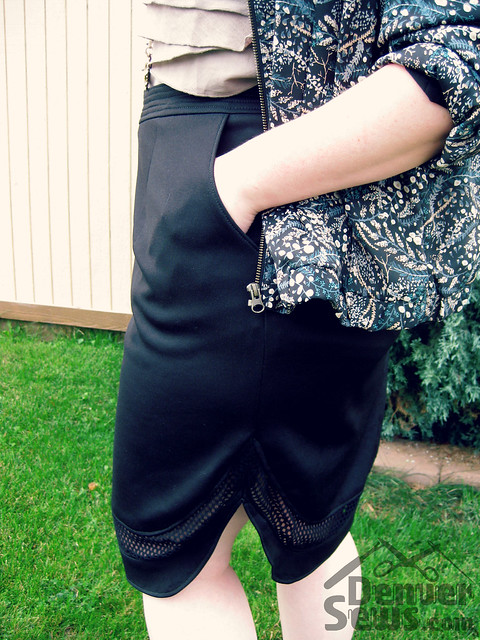 Manequim_May_2013_260 - Scallop Hem Skirt Athletic Mesh Closeup