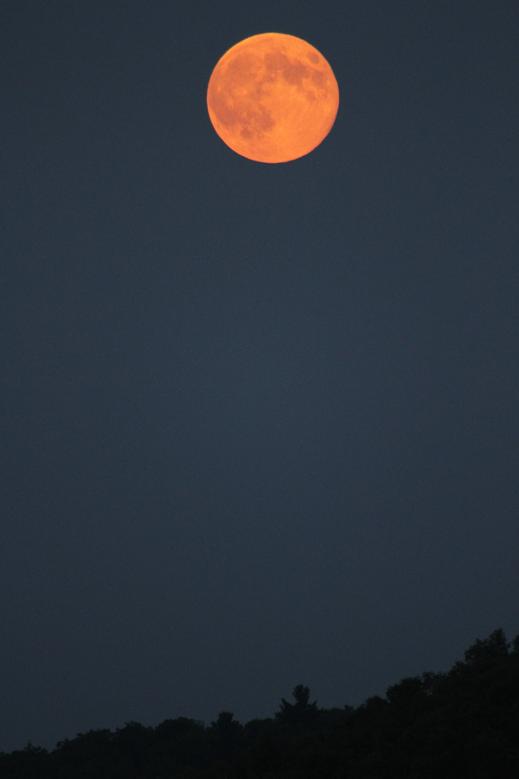 red moon rising8