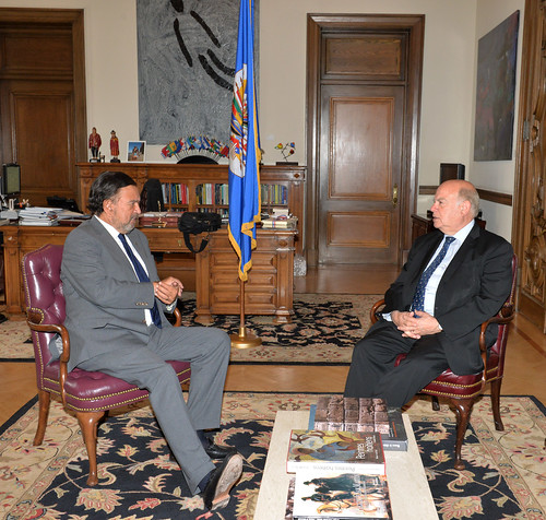 OAS Secretary General Met with Former Governor of New Mexico, Bill Richardson